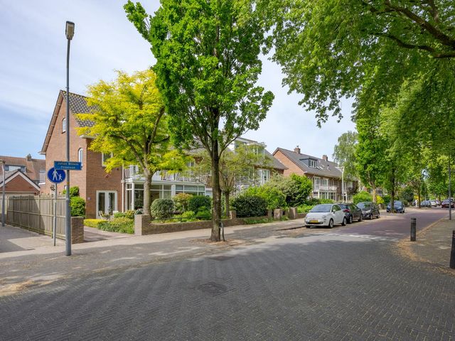 Johan Willem Frisolaan 23, Voorschoten