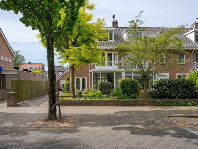 Johan Willem Frisolaan 23, Voorschoten