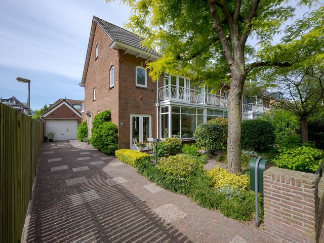 Johan Willem Frisolaan 23, Voorschoten