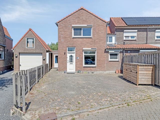 Molendijk 74, Stad aan 't Haringvliet