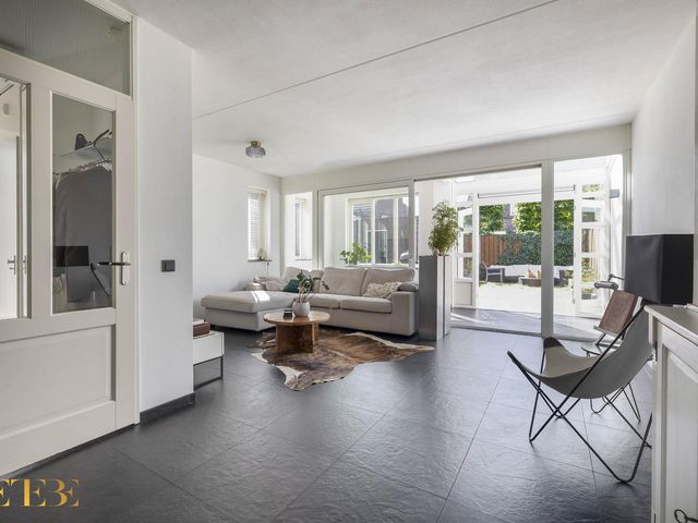 Offenbeker Bemden 19, Reuver