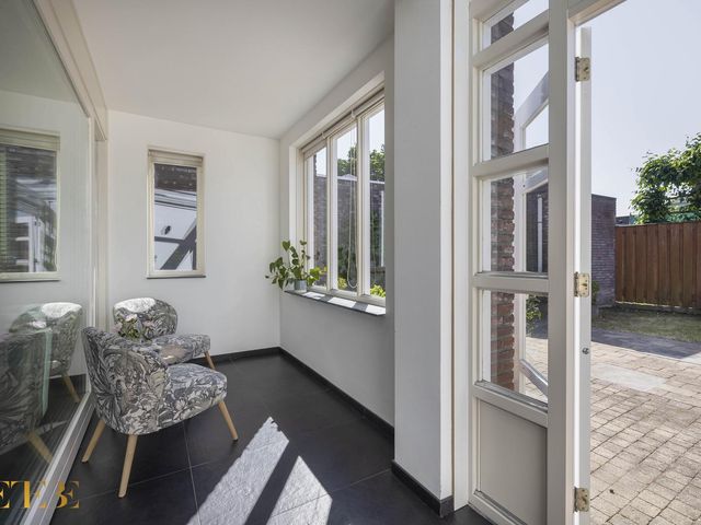 Offenbeker Bemden 19, Reuver