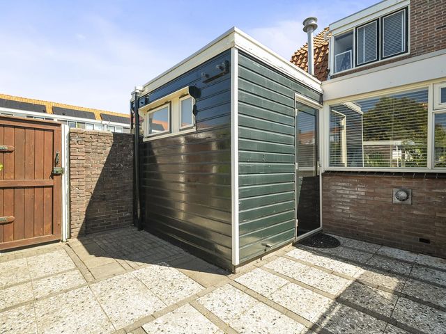 van der Duyn van Maasdamstraat 8, Den Helder