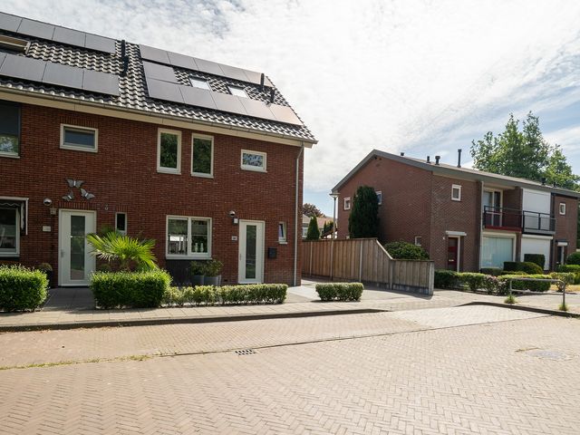 Jacob van Ruysdaelstraat 43, Enschede