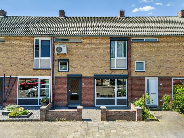 Plevierstraat 12, Venlo