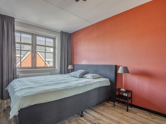 Hark 55, Hendrik-Ido-Ambacht