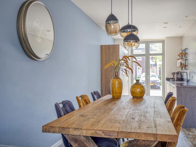 Hark 55, Hendrik-Ido-Ambacht
