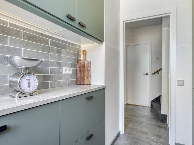 't Weerom 3, Barendrecht