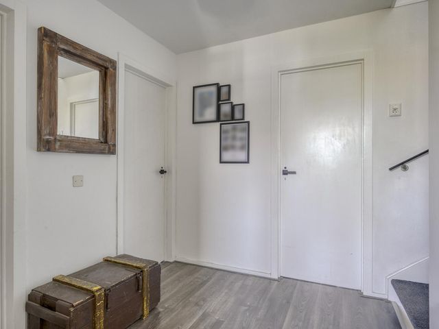 't Weerom 3, Barendrecht