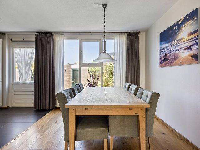 Scholeksterlaan 14, Sint-Maartensdijk