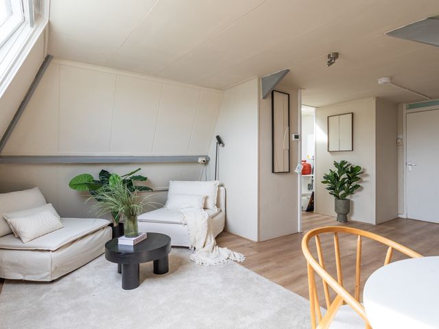 De la Reyweg 38B, Den Haag