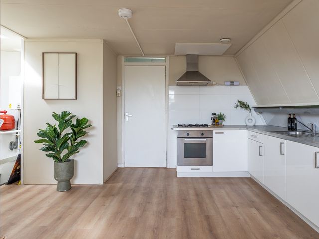 De la Reyweg 38B, Den Haag