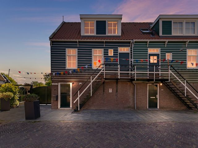 Kets 33A, Marken
