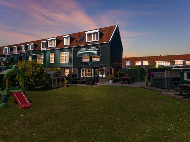 Kets 33A, Marken