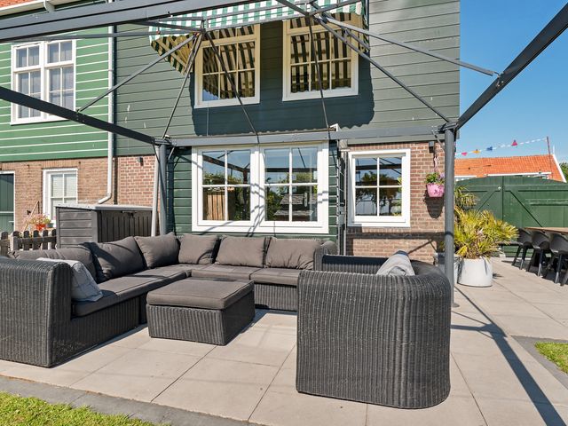 Kets 33A, Marken