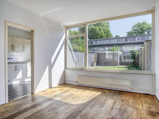 van der Plaatstraat 12, Grave