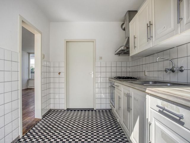 van der Plaatstraat 12, Grave
