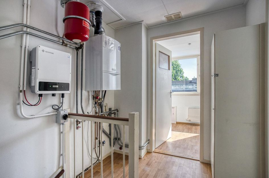van der Plaatstraat 12