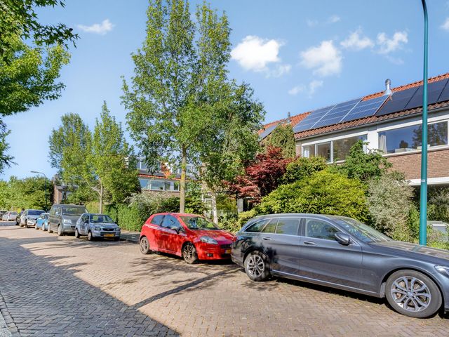 Salvialaan 46, Oegstgeest
