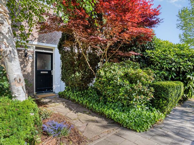Salvialaan 46, Oegstgeest