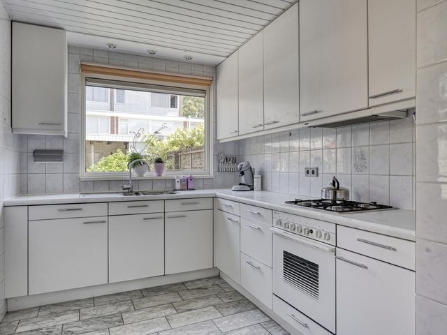 Mahoniestraat 16, Tilburg