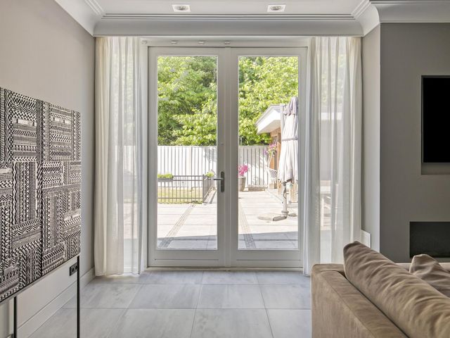 Gravenhof 9, Riel