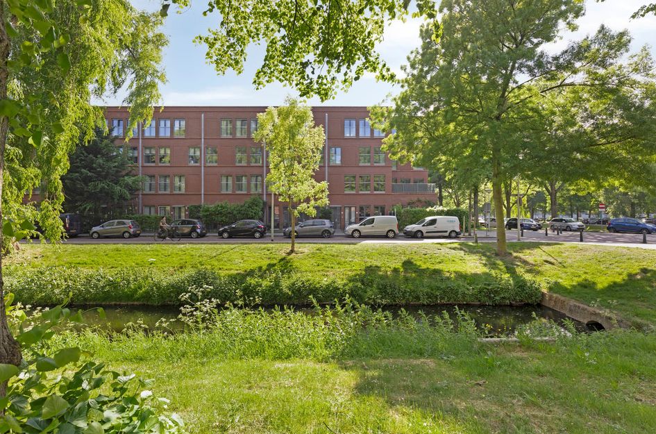 Hoogeveenlaan 3