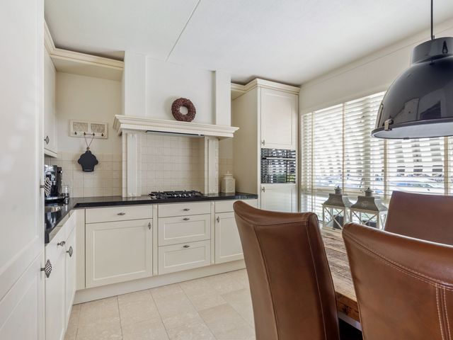 Hoefsmid 24, Oud-Beijerland
