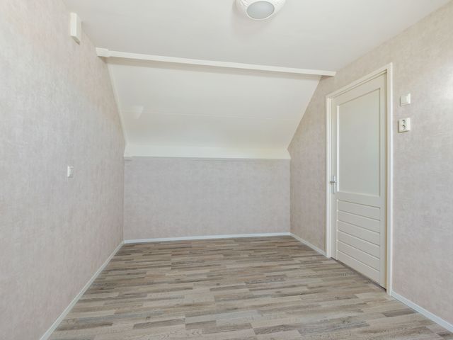 Hoefsmid 24, Oud-Beijerland