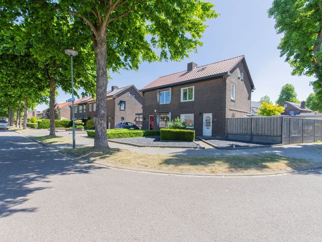 Langhaagweg 47, Stein
