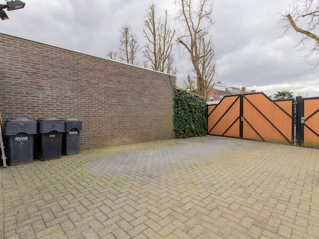 Langhaagweg 47, Stein
