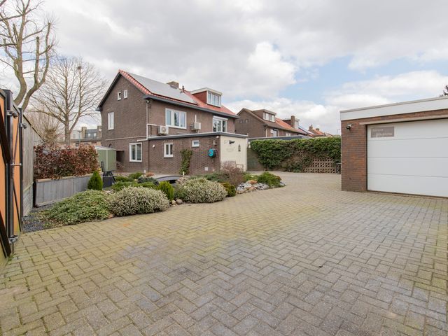 Langhaagweg 47, Stein