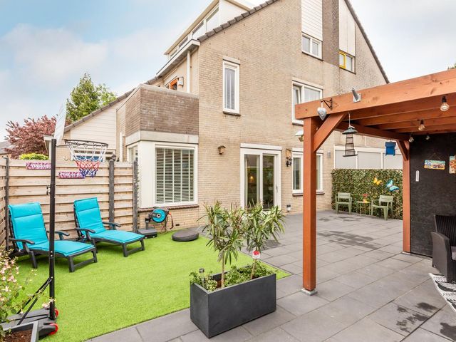 Bleyenbeekstraat 21, Almere