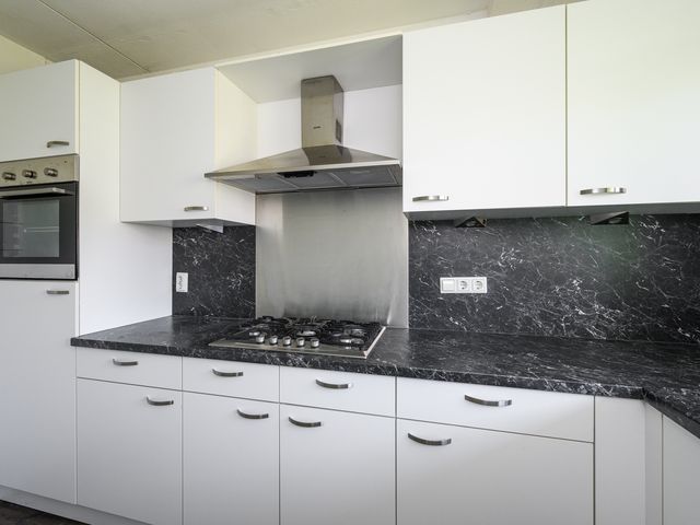 Dijkmeent 86, Almere