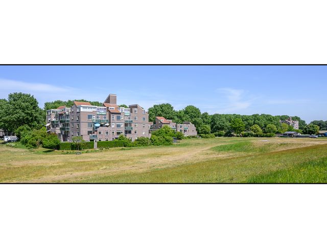 Dijkmeent 86, Almere