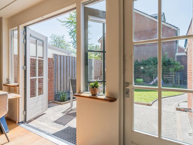 Uitlaat 3, Grootebroek