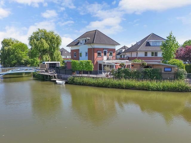 Schouwen 13, Emmeloord
