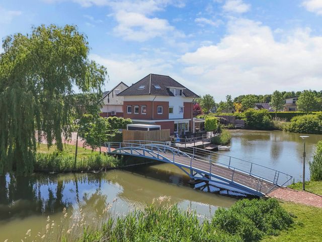 Schouwen 13, Emmeloord