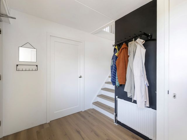 Schouwen 13, Emmeloord