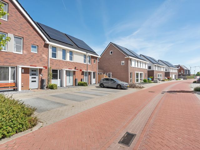 Tijm 19, Hardenberg