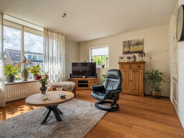 Dollardlaan 20, Scheemda