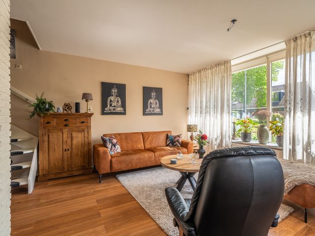 Dollardlaan 20, Scheemda