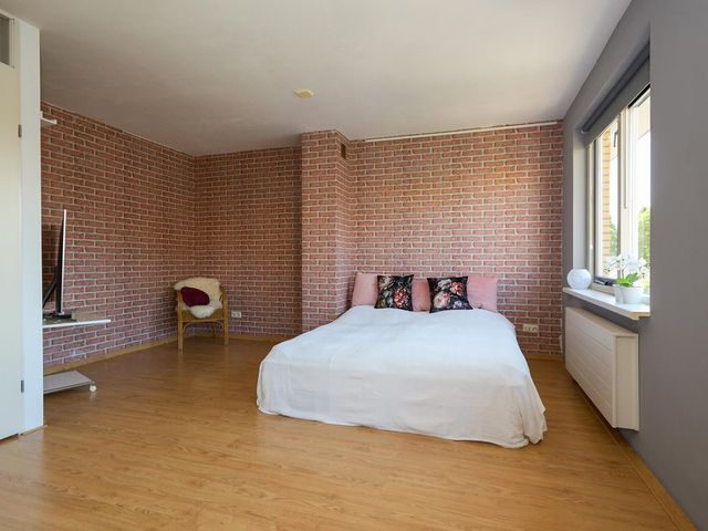 Laan van Loevestein 21, Nieuw-Vennep