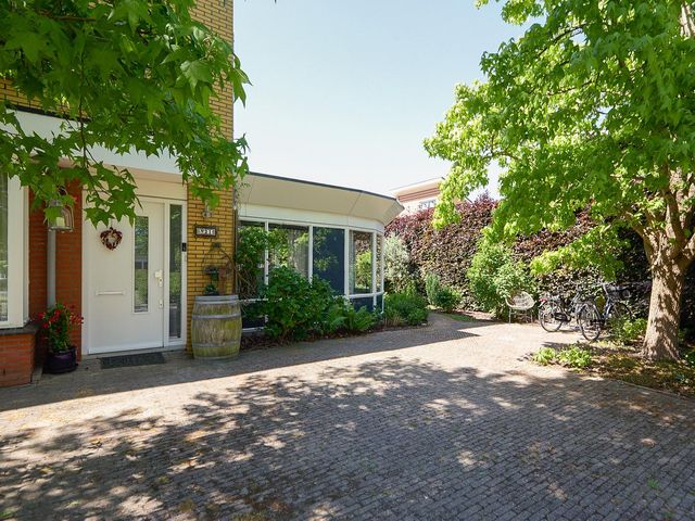 Laan van Loevestein 21, Nieuw-Vennep