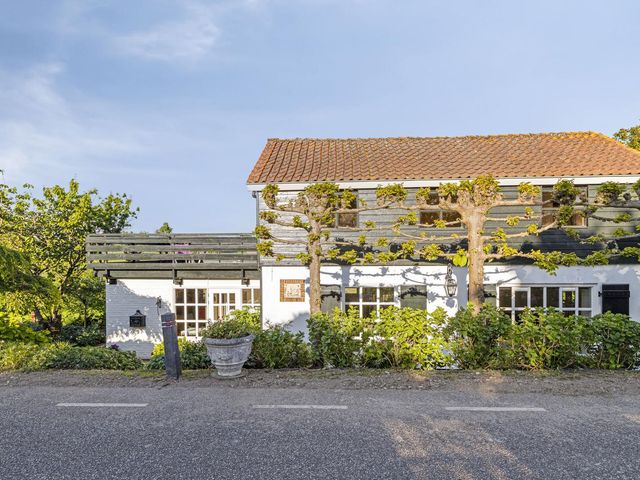 Oud Bonaventurasedijk 100, Strijen