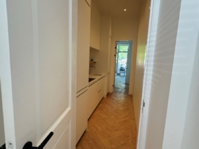 Laan van Meerdervoort 125A, Den Haag