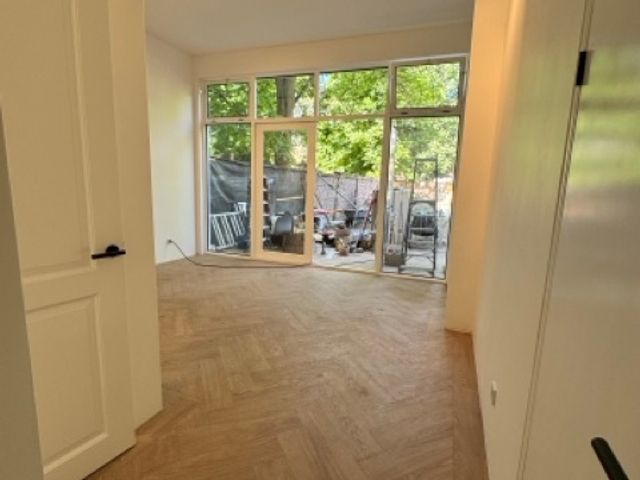 Laan van Meerdervoort 125A, Den Haag