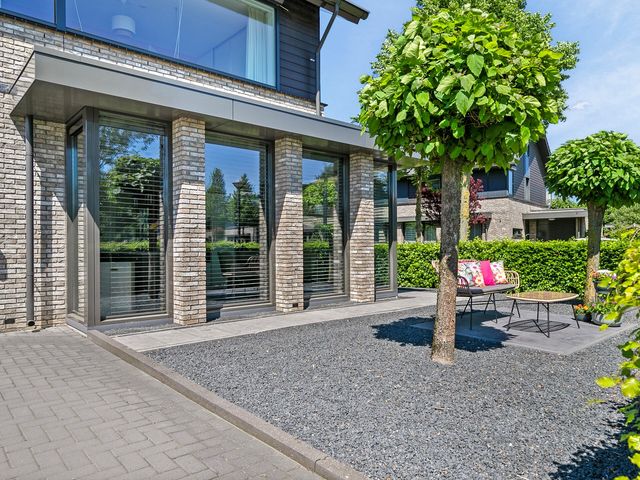 Koerierstraat 43, Huissen