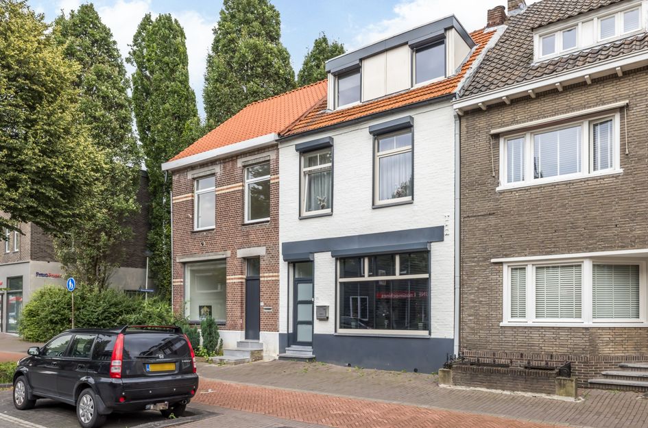 Rijksweg Zuid 105