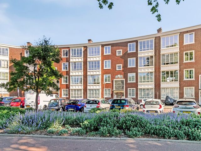 Monnickendamplein 108, 's-Gravenhage